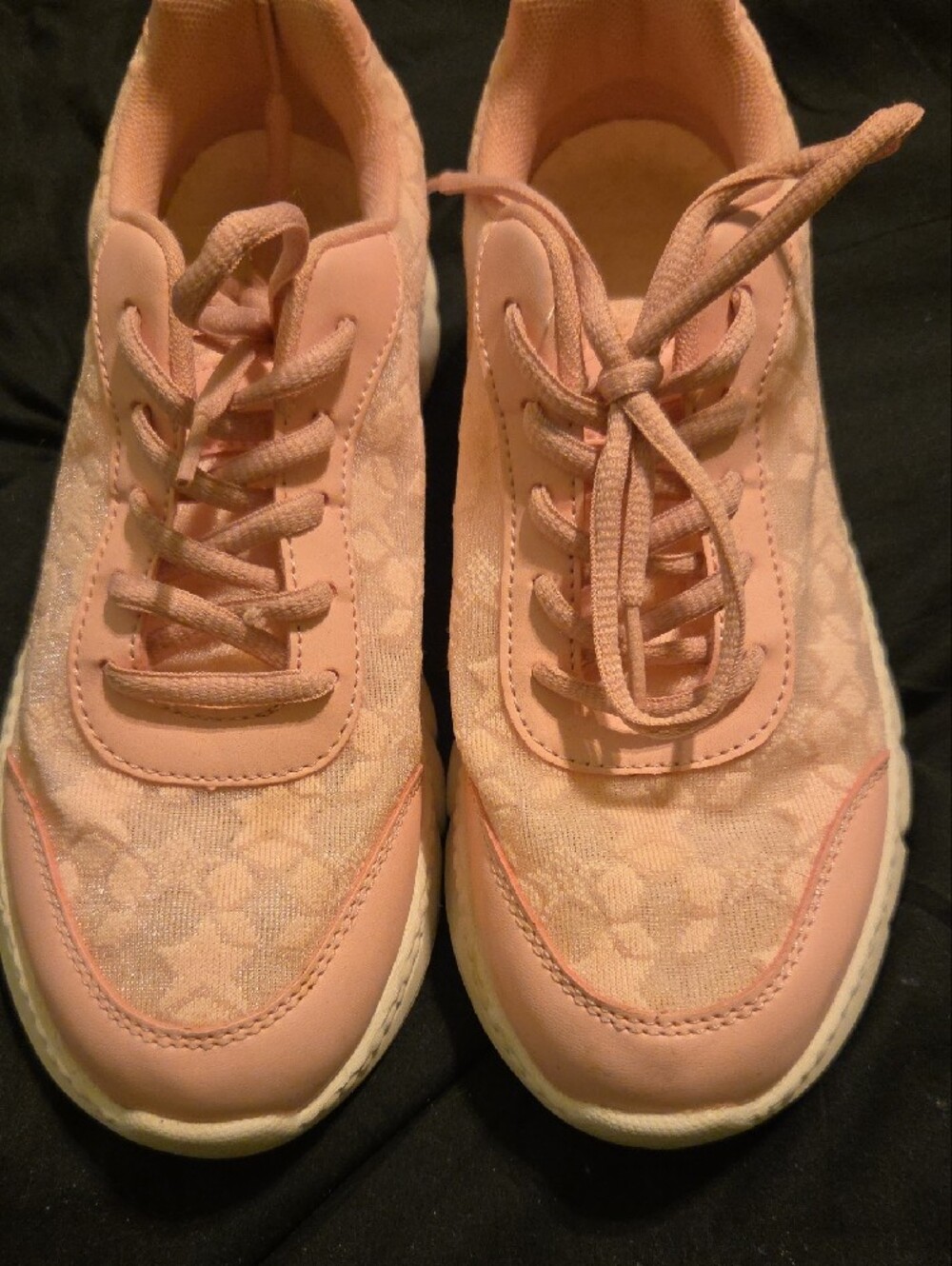 Pink Lace-Pattern Sneakers - Picture 2 of 4